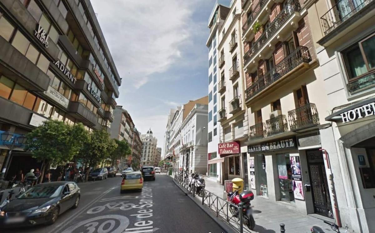Amazinn Places Gran Via V Madrid Eksteriør billede